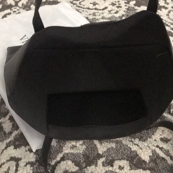 Vince Camuto bag - Picture 4 of 4